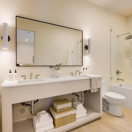 Casa De La Vina - Boutique Apartments In Downtown Santa Barbara Extérieur photo