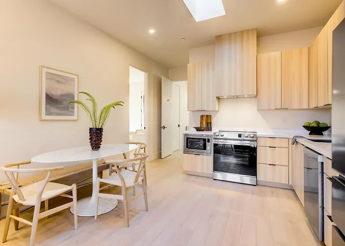 Casa De La Vina - Boutique Apartments In Downtown Santa Barbara